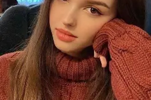 “211毕业当保安”本人已找到新工作曾陷“借母校引流”争议被约谈后遭开除仍视张雪峰为职业榜样