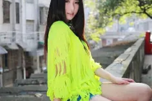 网红连麦直播间都市人当代故事会
