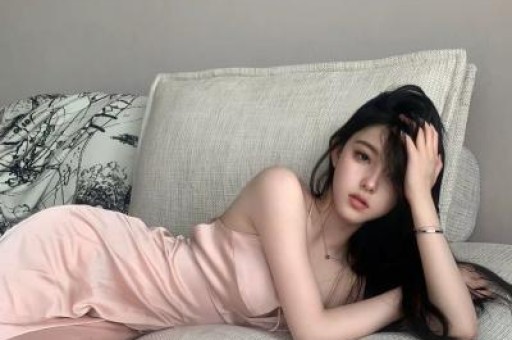 斗鱼女主播忘关摄像头私密画面流出！虚假人设彻底翻车